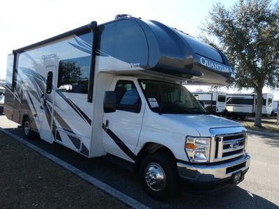 2024 THOR KW29 — front three-quarter view