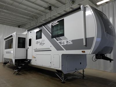 2026 OPEN RANGE 390TBS — front three-quarter view
