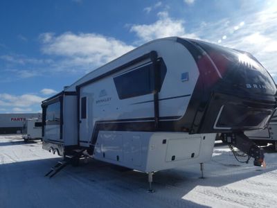 2025 BRINKLEY 3400 — front three-quarter view