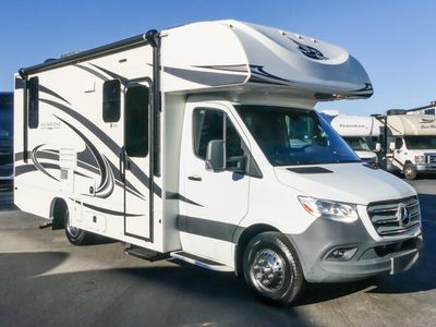 2021 JAYCO 24K — front three-quarter view