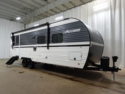 2026 WINNEBAGO 24RB — front three-quarter view