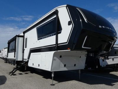 2025 BRINKLEY 3400 — front three-quarter view