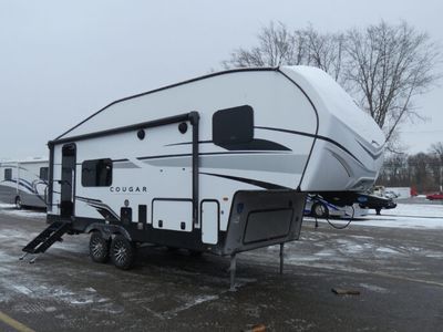 2024 KEYSTONE 2100RK — front three-quarter view