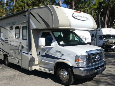 2016 COACHMEN 220QB Ford — front three-quarter view