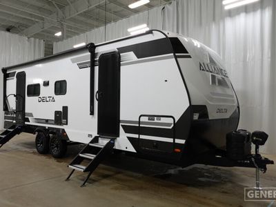 2026 ALLIANCE 252RL — front three-quarter view