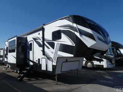 2021 Dutchmen 3571 — front three-quarter view