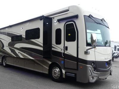 2023 Holiday Rambler 40M — front three-quarter view