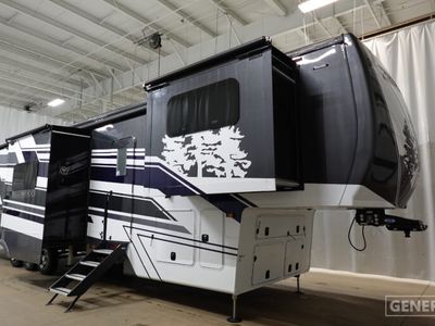 2026 CROSSROADS RV 420FL — front three-quarter view