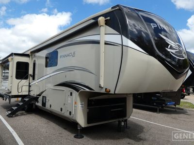 2022 JAYCO 36FBTS — front three-quarter view