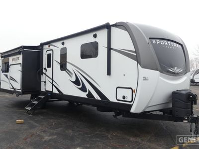 2021 KZ 336VRK — front three-quarter view