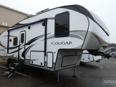 2023 KEYSTONE 25RES — front three-quarter view