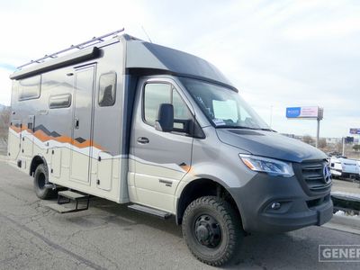 2027 WINNEBAGO 23B — front three-quarter view