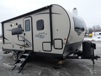 2019 FOREST RIVER 2104S — front three-quarter view