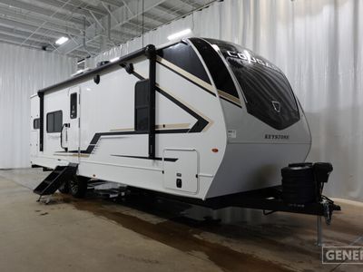 2026 KEYSTONE 25MLE — front three-quarter view