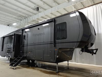 2026 KEYSTONE 350LLK — front three-quarter view