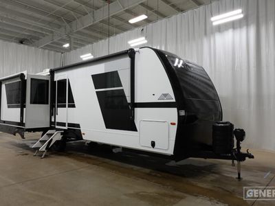 2026 BRINKLEY 280 — front three-quarter view