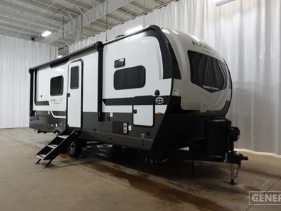 2026 FOREST RIVER 2523MBR — front three-quarter view