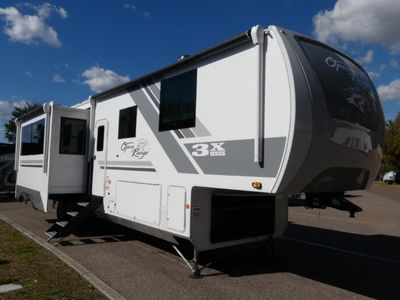 2024 Highland Ridge RV 390TBS — front three-quarter view