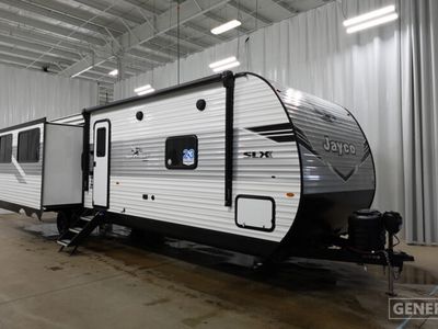 2026 JAYCO 334RTS — front three-quarter view