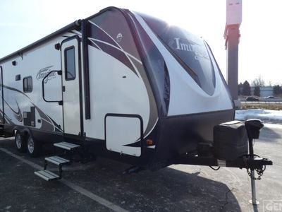 2018 GRAND DESIGN 2500RL — front three-quarter view