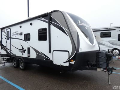 2018 GRAND DESIGN 2150RB — front three-quarter view