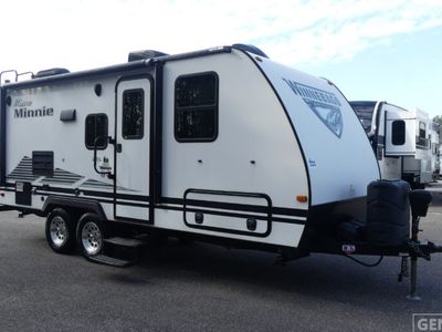 2019 WINNEBAGO 2108DS — front three-quarter view