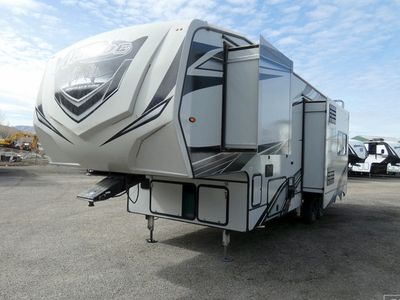 2021 ECLIPSE 2814SS — front three-quarter view
