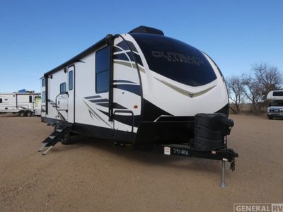 2022 KEYSTONE 291UBH — front three-quarter view