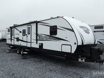 2019 OPEN RANGE 3310BH — front three-quarter view