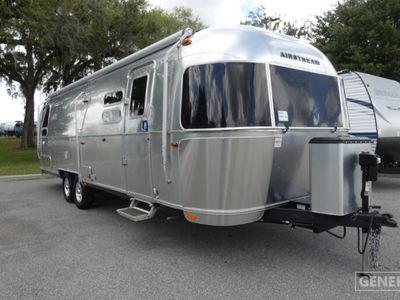 2025 AIRSTREAM 30RB — front three-quarter view