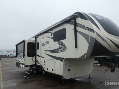 2021 GRAND DESIGN 310GK — front three-quarter view