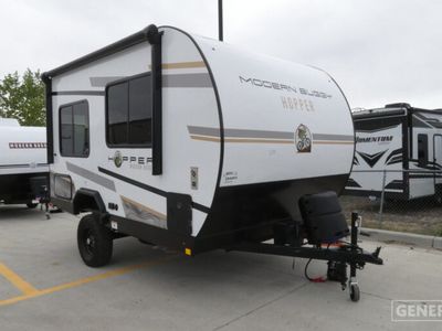 2026 MODERN BUGGY HOPPER 1 — front three-quarter view
