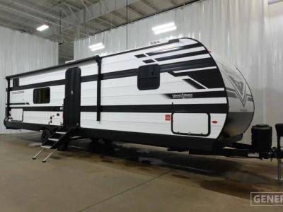 2026 GRAND DESIGN 295QBT — front three-quarter view