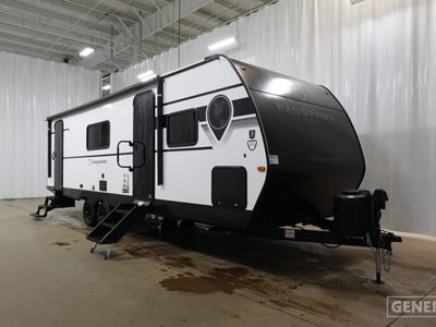 2026 KEYSTONE 260BHC — front three-quarter view