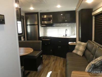 2024 COACHMEN 246RKS-1SL — front three-quarter view