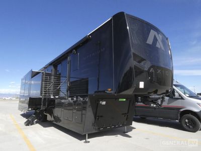 2026 AXIOM I3800 — front three-quarter view