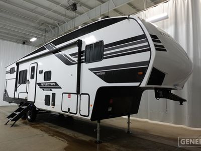 2026 GRAND DESIGN 32BH — front three-quarter view