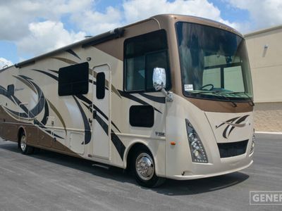 2017 THOR 34P — front three-quarter view