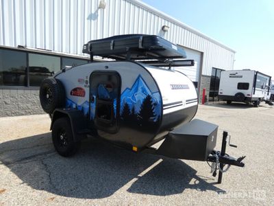 2026 MODERN BUGGY 10RK — front three-quarter view