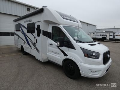 2025 THOR 24KB — front three-quarter view