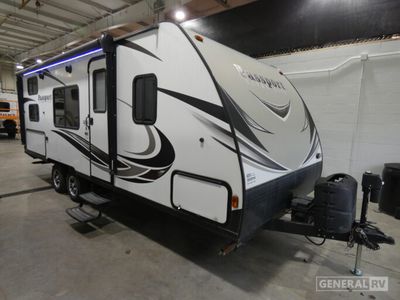 2019 KEYSTONE 239ML — front three-quarter view