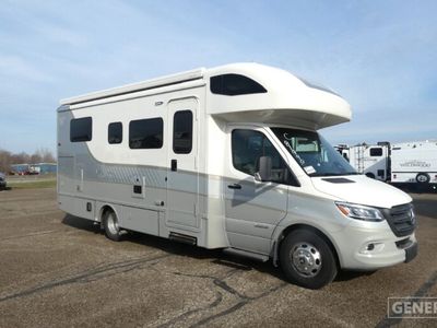 2027 WINNEBAGO 24R — front three-quarter view