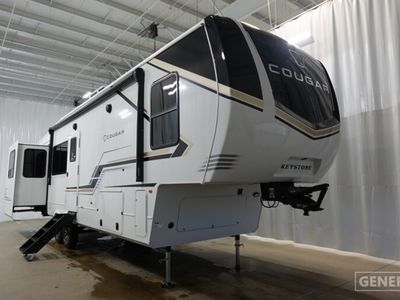 2026 KEYSTONE 320RDS — front three-quarter view