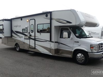 2010 COACHMEN 318DS — front three-quarter view