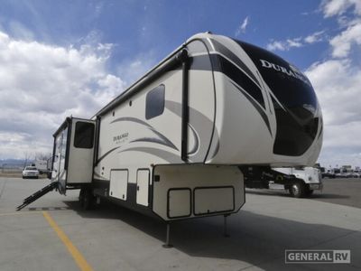 2018 KZ G384RLT — front three-quarter view