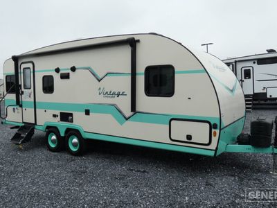 2022 GULF STREAM 23RSS — front three-quarter view