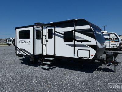 2025 GRAND DESIGN 22RBE — front three-quarter view