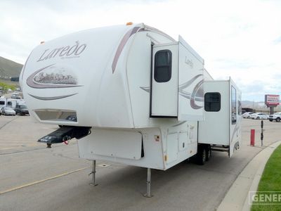2011 KEYSTONE 266RL — front three-quarter view