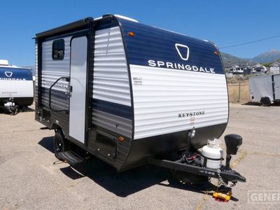 2027 KEYSTONE 1230BB — front three-quarter view