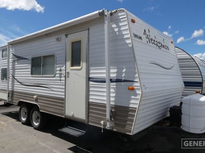 2008 SKYLINE 181 — front three-quarter view
